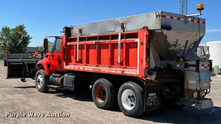 image for item JA9723 2003 International 7500  dump truck