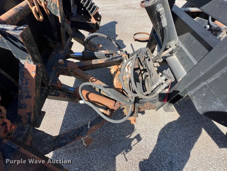 image for item JA9723 2003 International 7500  dump truck