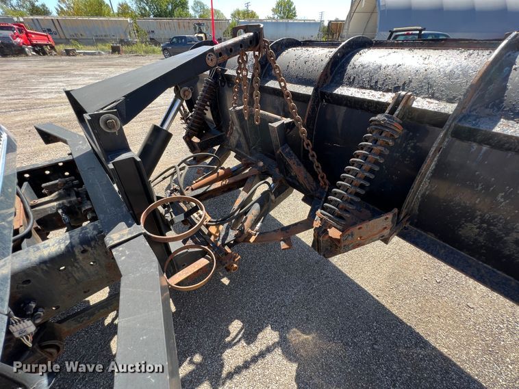 image for item JA9723 2003 International 7500  dump truck