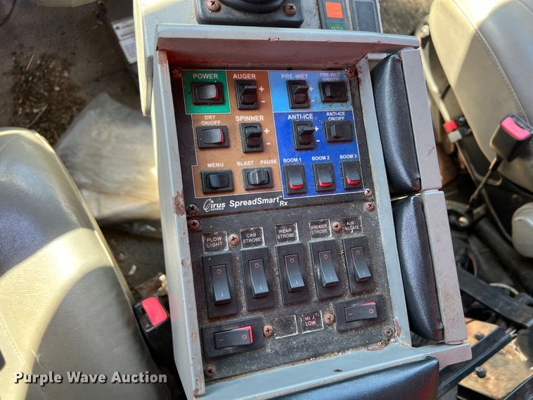 image for item JA9723 2003 International 7500  dump truck