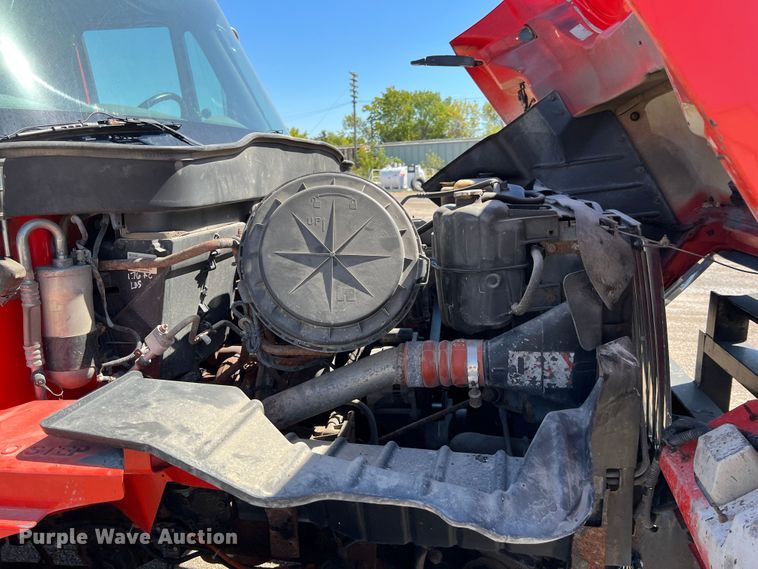 image for item JA9723 2003 International 7500  dump truck