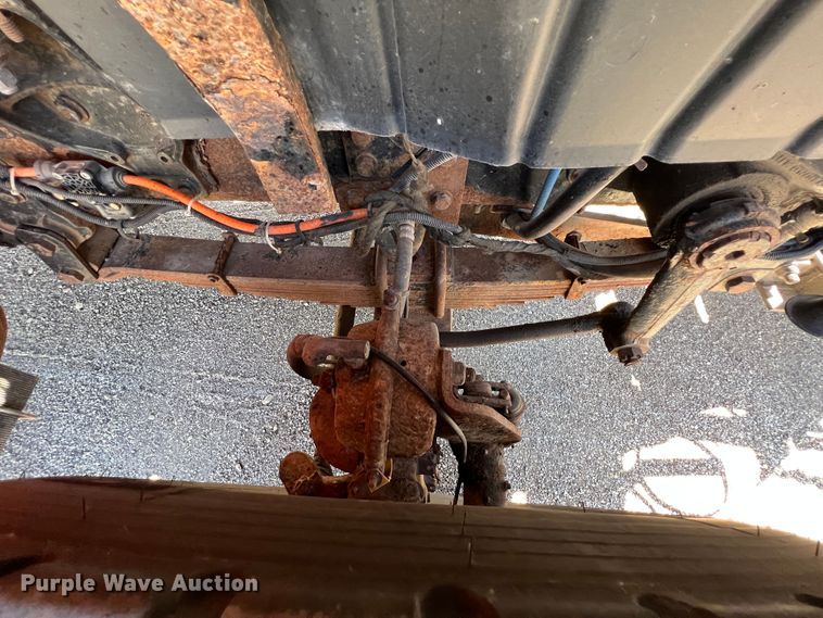 image for item JA9723 2003 International 7500  dump truck