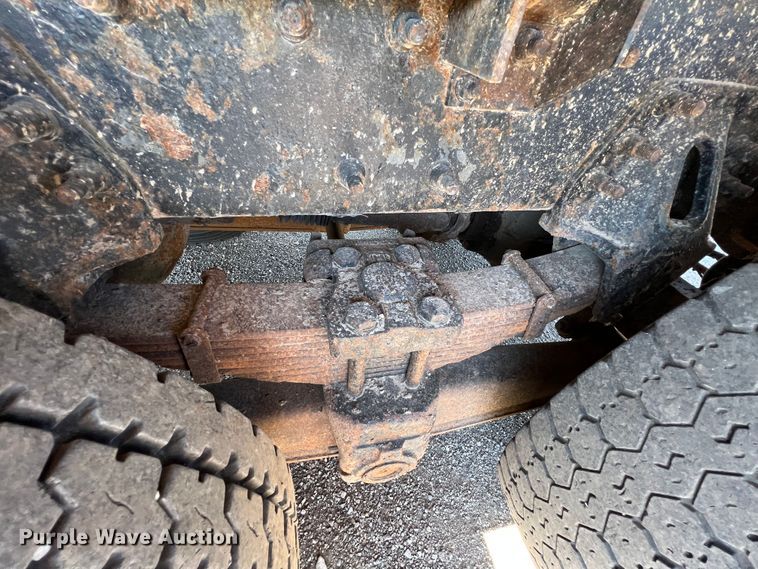 image for item JA9723 2003 International 7500  dump truck