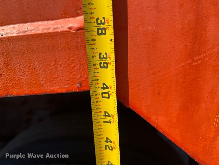 image for item JA9724 2005 International 7400  dump truck