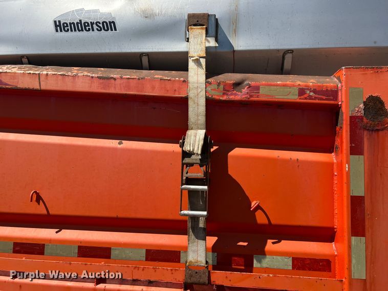 image for item JA9724 2005 International 7400  dump truck