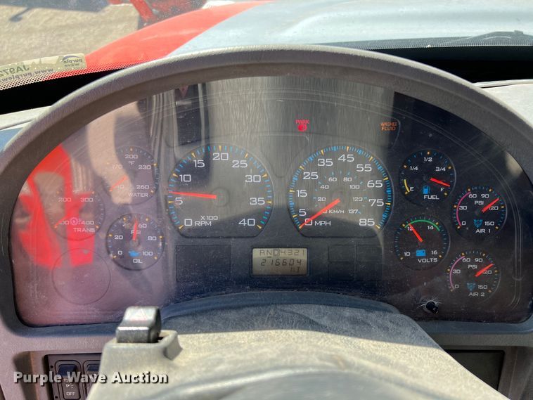 image for item JA9724 2005 International 7400  dump truck