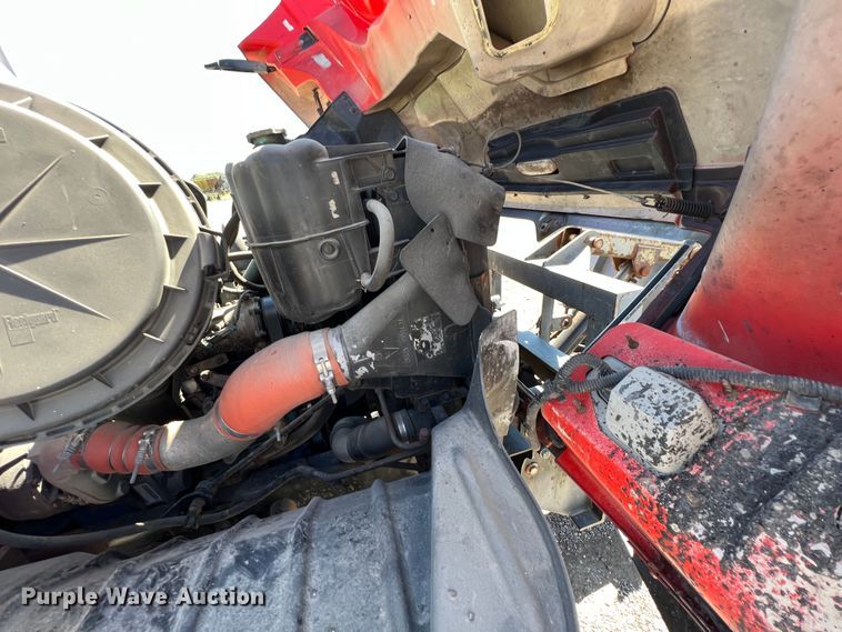 image for item JA9724 2005 International 7400  dump truck