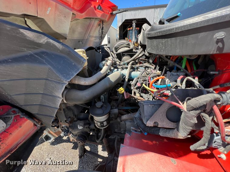 image for item JA9724 2005 International 7400  dump truck