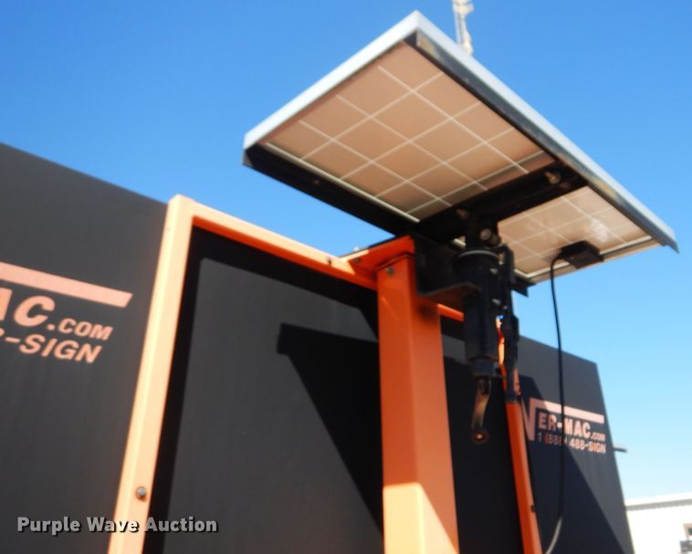 image for item JA9726 2007 Ver-Mac PCMS1210  message board trailer