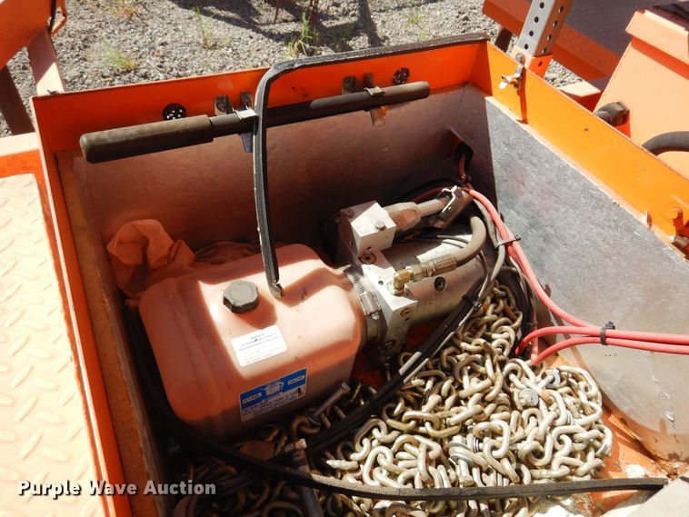 image for item JA9726 2007 Ver-Mac PCMS1210  message board trailer