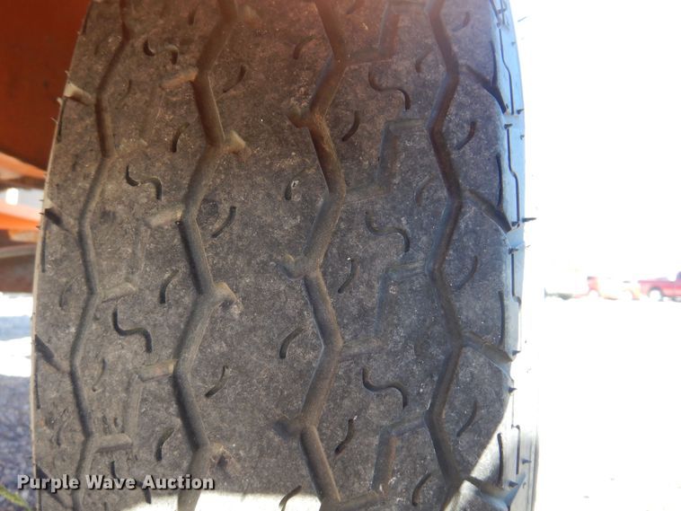 image for item JA9726 2007 Ver-Mac PCMS1210  message board trailer