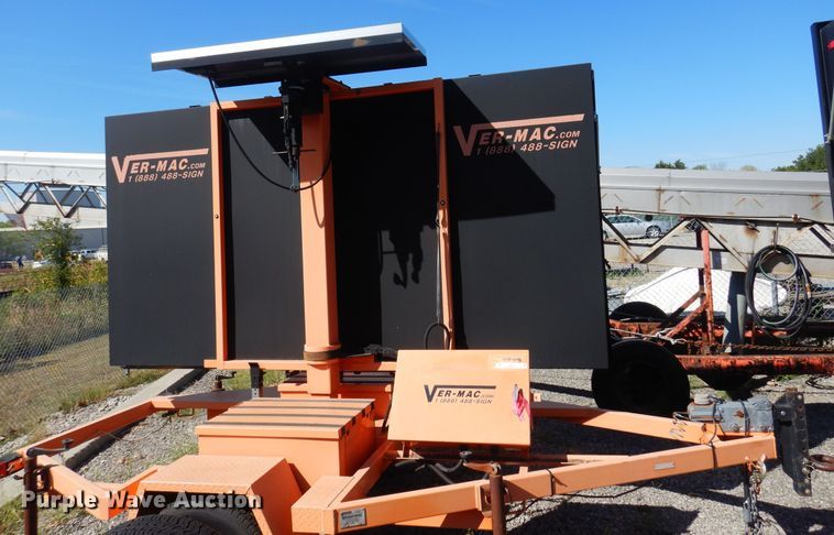 image for item JA9727 2008 Ver-Mac PCMS1210  message board trailer