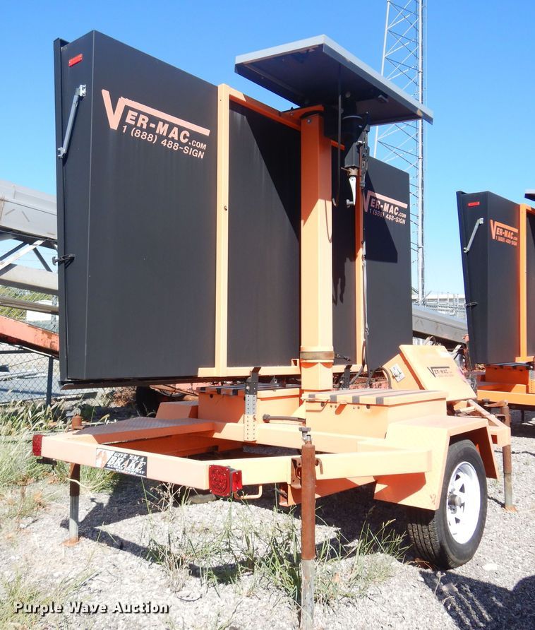 image for item JA9727 2008 Ver-Mac PCMS1210  message board trailer