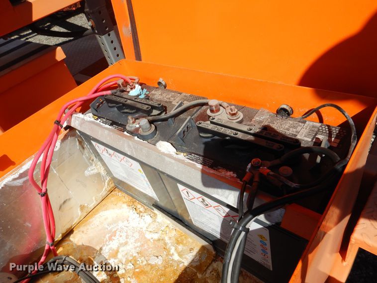 image for item JA9727 2008 Ver-Mac PCMS1210  message board trailer