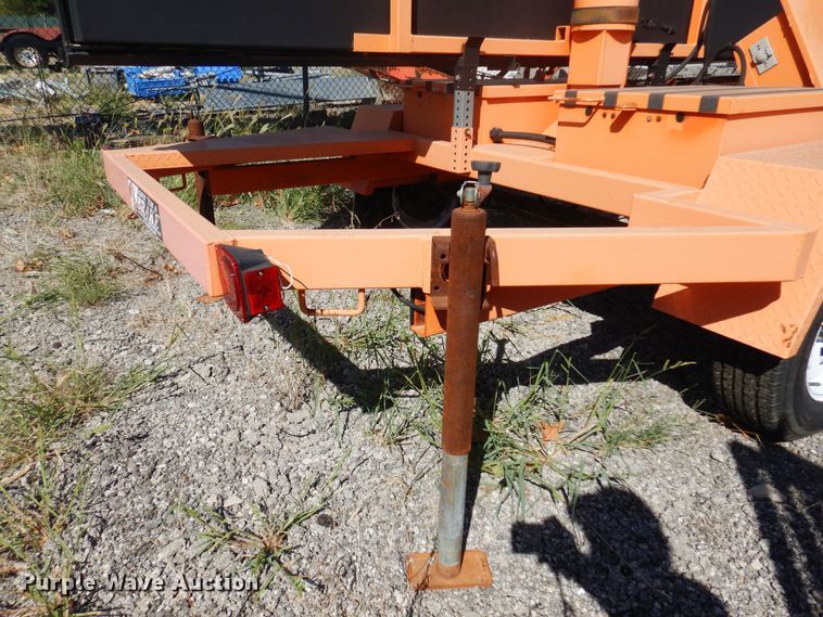 image for item JA9727 2008 Ver-Mac PCMS1210  message board trailer