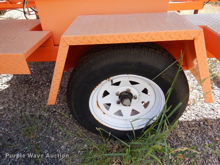 image for item JA9727 2008 Ver-Mac PCMS1210  message board trailer