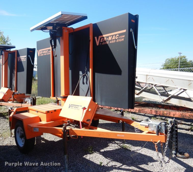 image for item JA9728 2007 Ver-Mac PCMS1210  message board trailer