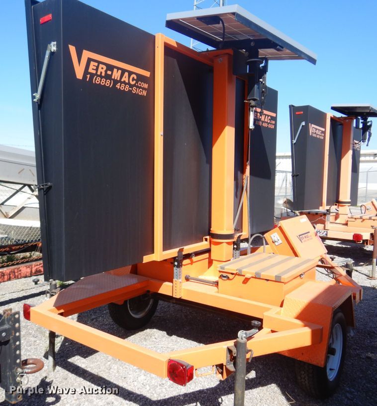 image for item JA9728 2007 Ver-Mac PCMS1210  message board trailer