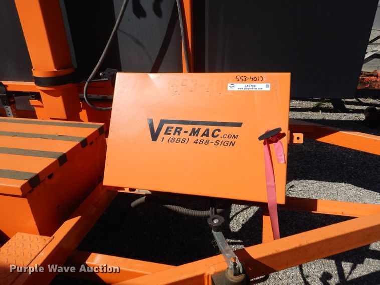 image for item JA9728 2007 Ver-Mac PCMS1210  message board trailer