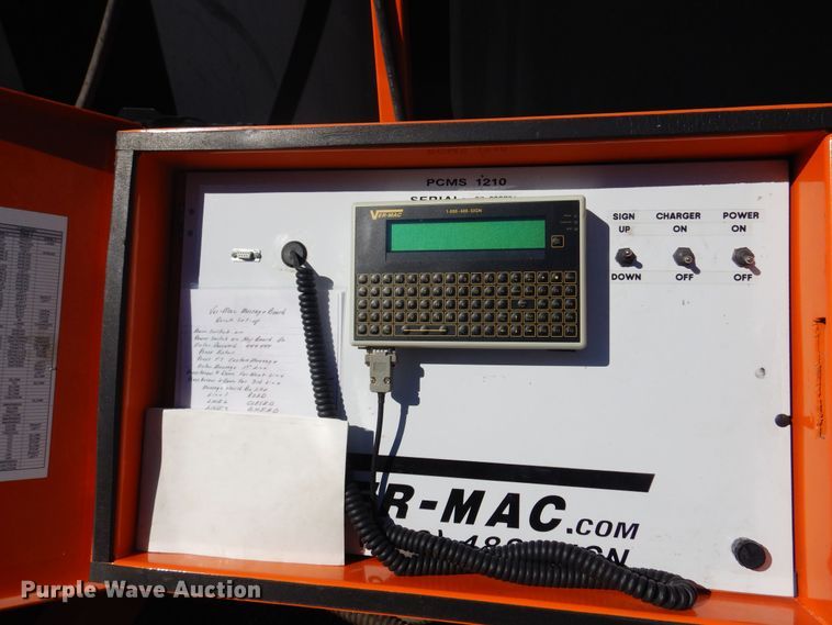 image for item JA9728 2007 Ver-Mac PCMS1210  message board trailer