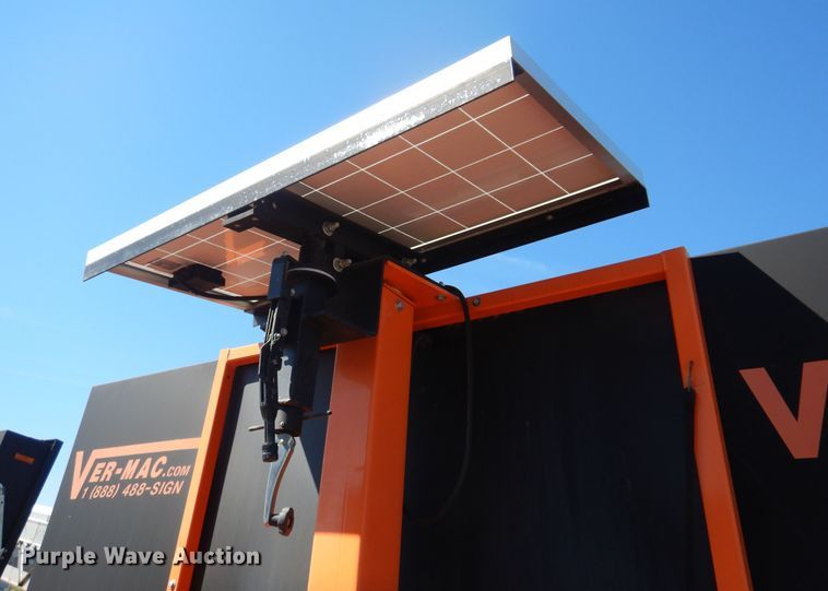 image for item JA9728 2007 Ver-Mac PCMS1210  message board trailer