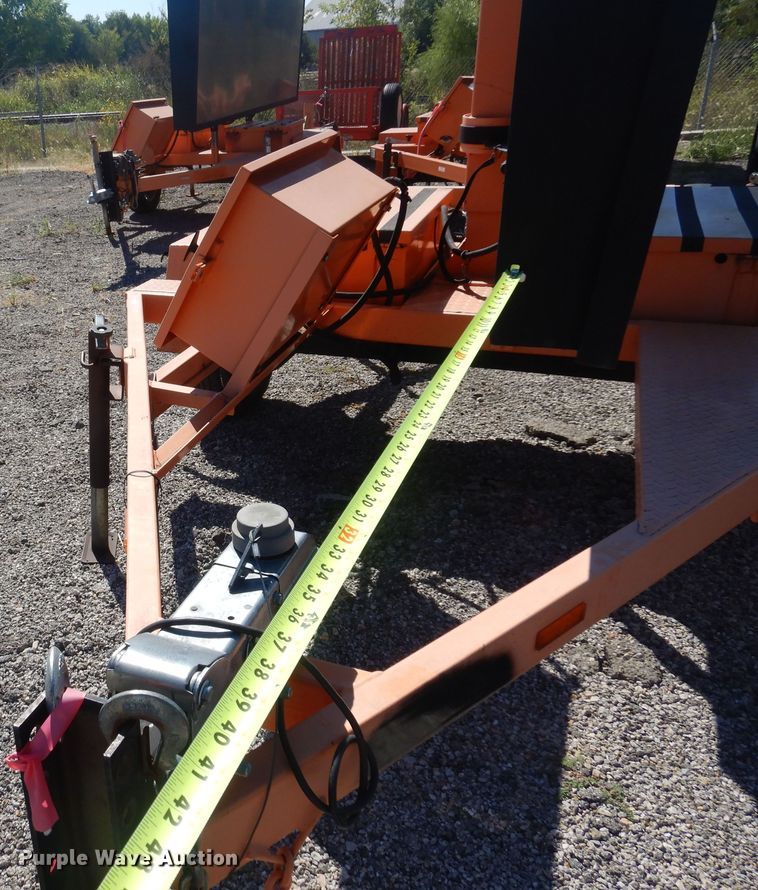 image for item JA9729 2008 Ver-Mac PCMS1210  message board trailer