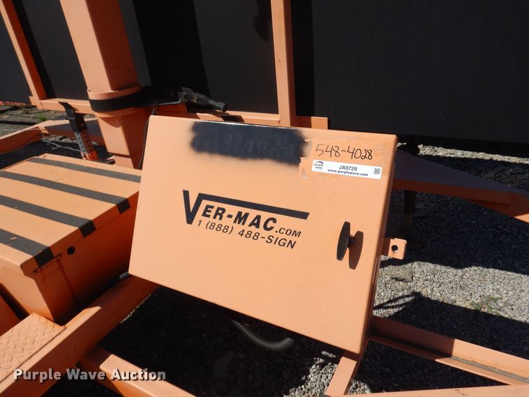 image for item JA9729 2008 Ver-Mac PCMS1210  message board trailer