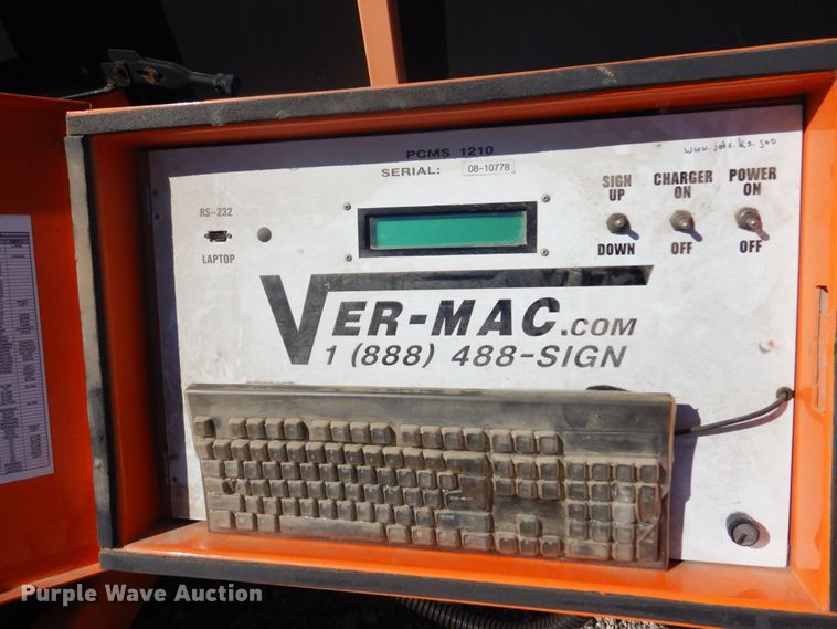 image for item JA9729 2008 Ver-Mac PCMS1210  message board trailer