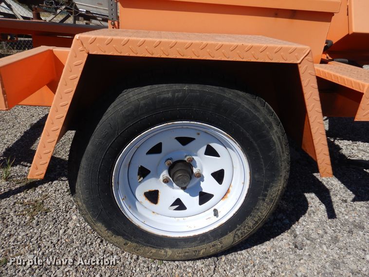 image for item JA9729 2008 Ver-Mac PCMS1210  message board trailer