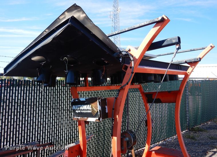 image for item JA9732 2010 National Signal  arrow board trailer