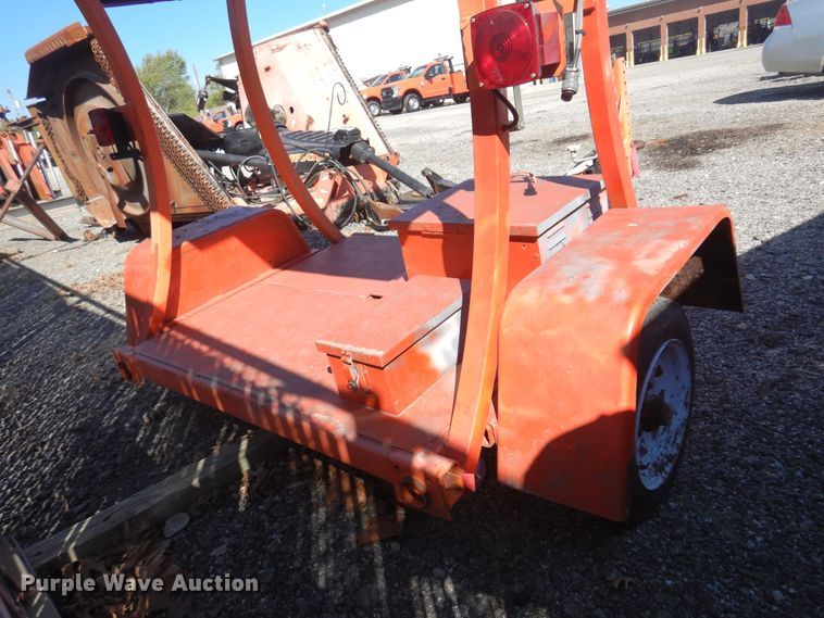 image for item JA9732 2010 National Signal  arrow board trailer