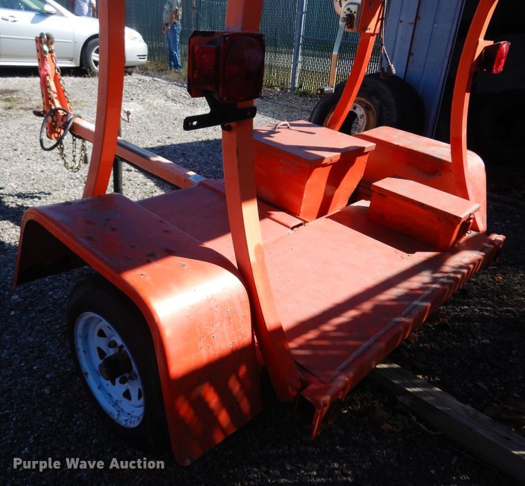 image for item JA9732 2010 National Signal  arrow board trailer