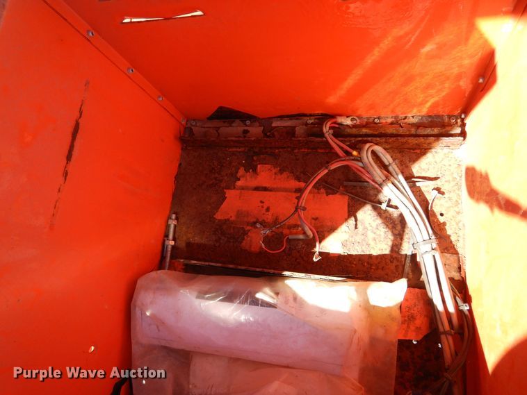 image for item JA9732 2010 National Signal  arrow board trailer