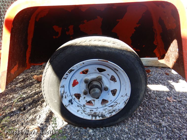 image for item JA9732 2010 National Signal  arrow board trailer