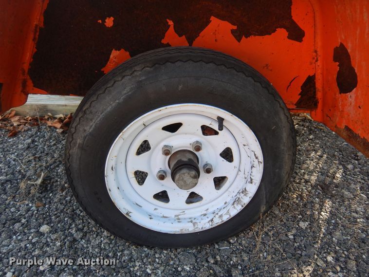 image for item JA9732 2010 National Signal  arrow board trailer