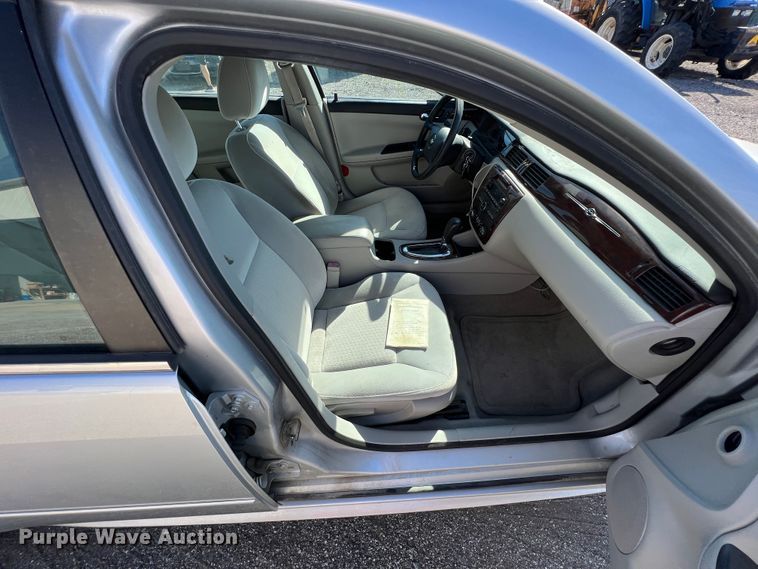 image for item JA9733 2009 Chevrolet Impala LS