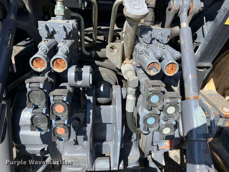 image for item JA9734 2001 New Holland TS110  MFWD tractor