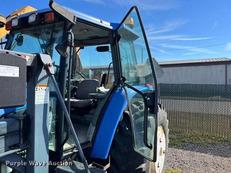 image for item JA9734 2001 New Holland TS110  MFWD tractor