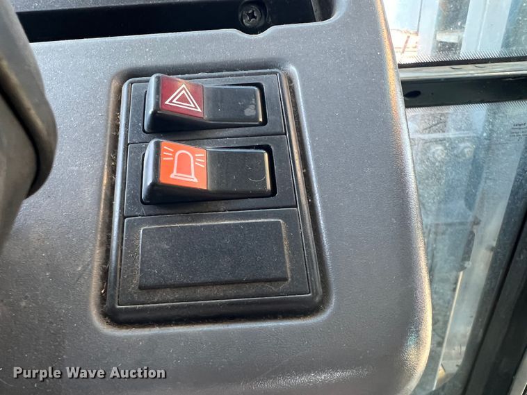 image for item JA9734 2001 New Holland TS110  MFWD tractor