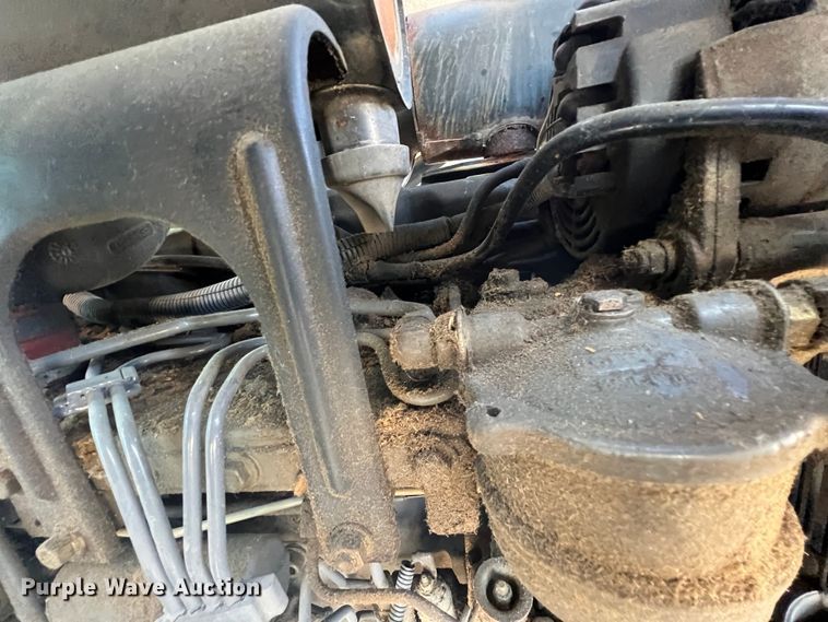 image for item JA9734 2001 New Holland TS110  MFWD tractor