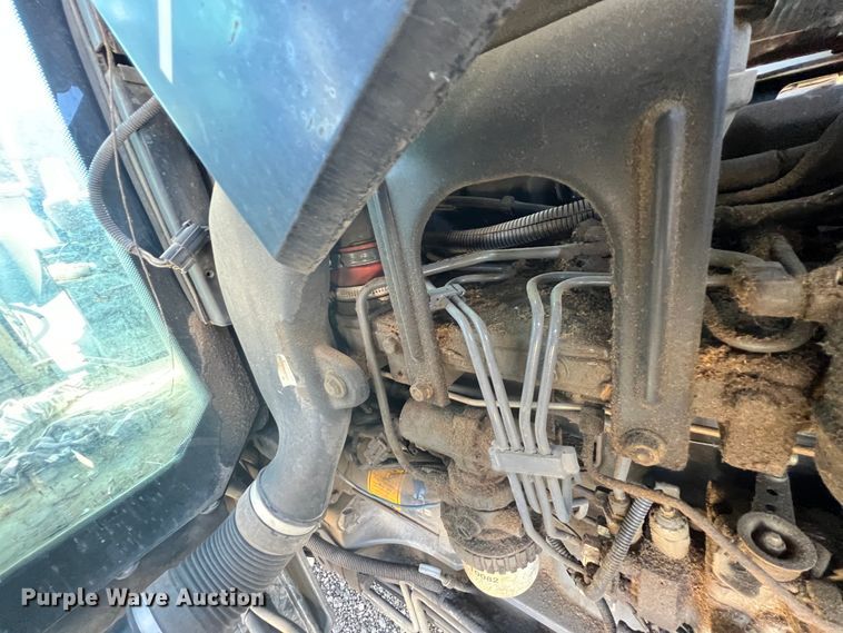 image for item JA9734 2001 New Holland TS110  MFWD tractor