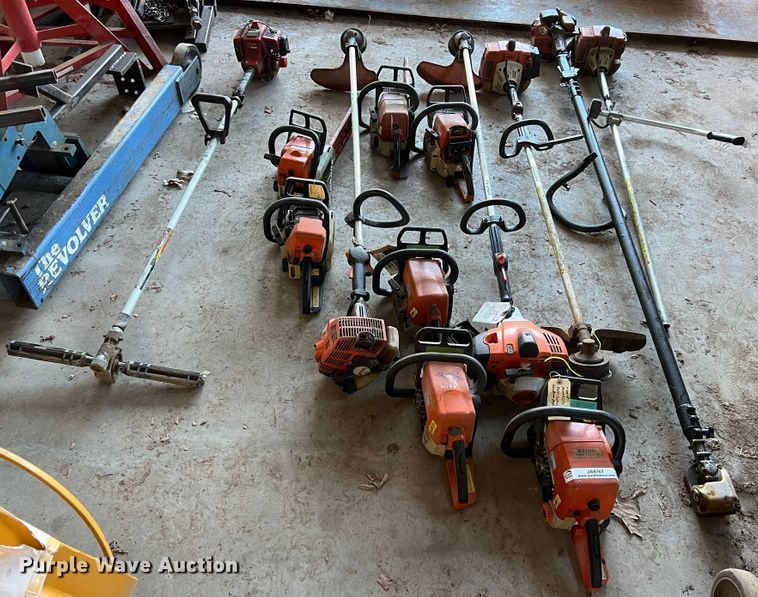 image for item JA9767 Lawn and garden equipment