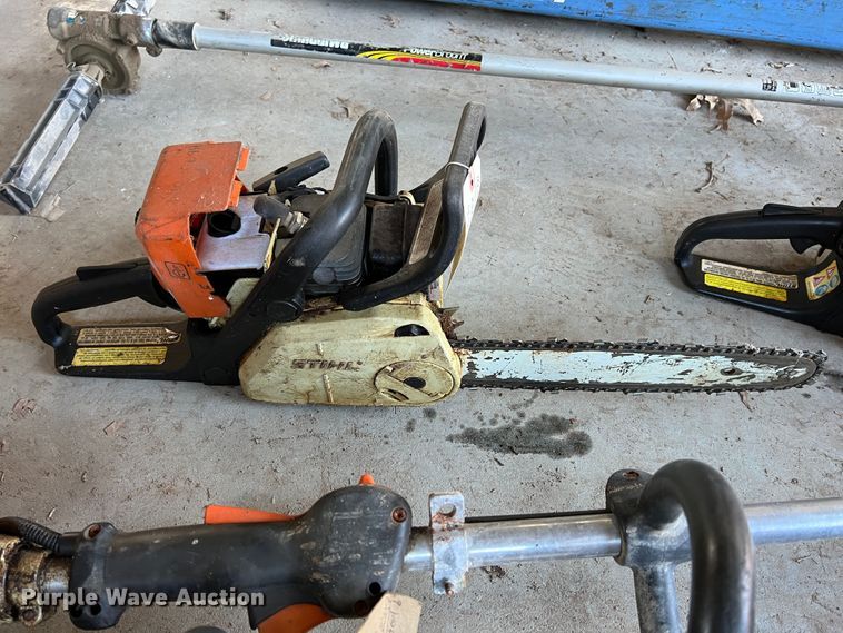 image for item JA9767 Lawn and garden equipment