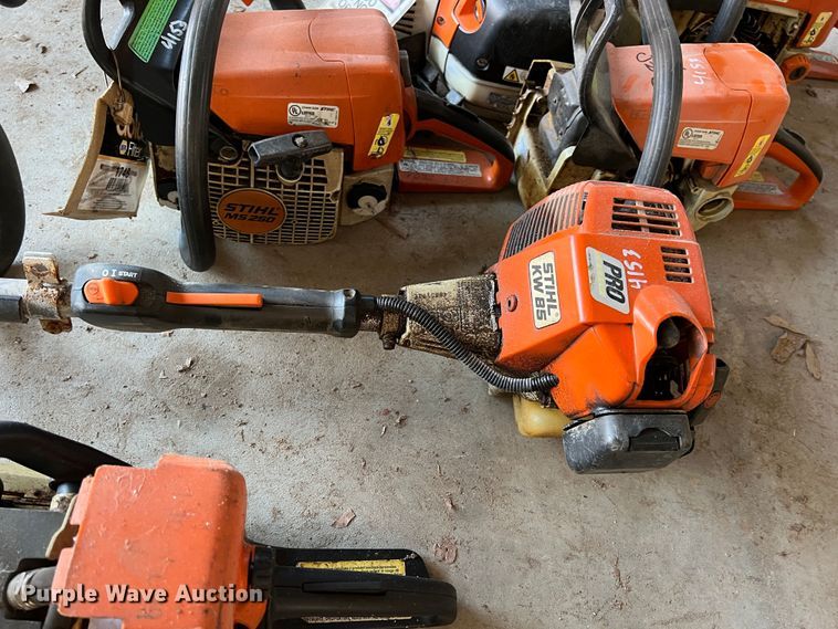 image for item JA9767 Lawn and garden equipment