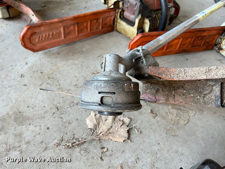 image for item JA9767 Lawn and garden equipment