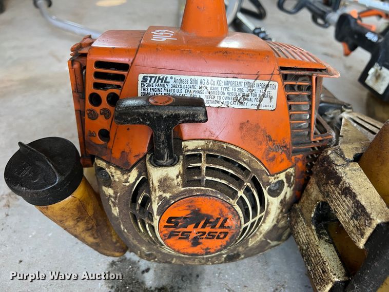 image for item JA9767 Lawn and garden equipment