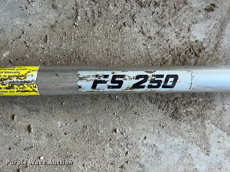 image for item JA9767 Lawn and garden equipment