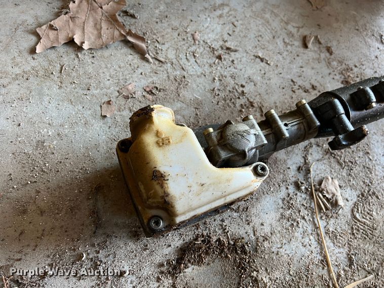 image for item JA9767 Lawn and garden equipment