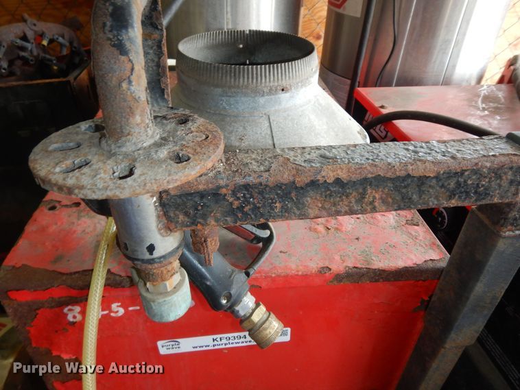 image for item KF9394 (2) 2010 Hotsy 982SS pressure washers