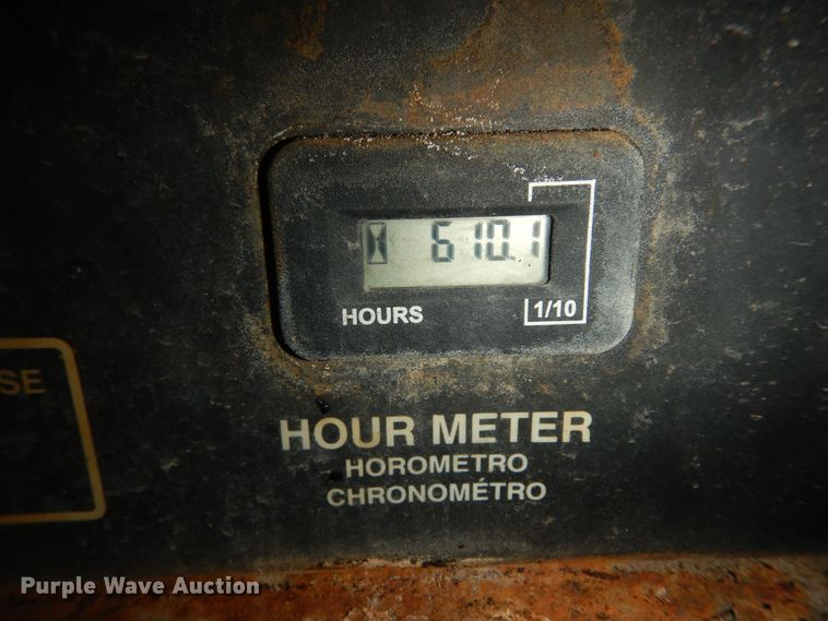 image for item KF9394 (2) 2010 Hotsy 982SS pressure washers